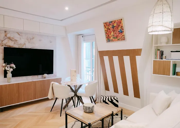 Luxurious Saint Germain Des Pres - Bianca